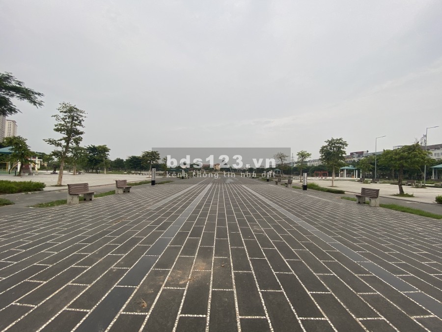 Biệt thự Sol Lake Villa Đô Nghĩa Khu D- Dương Nội. Giá cực sốc chỉ 60tr/1m2 view công viên Âm nhạc