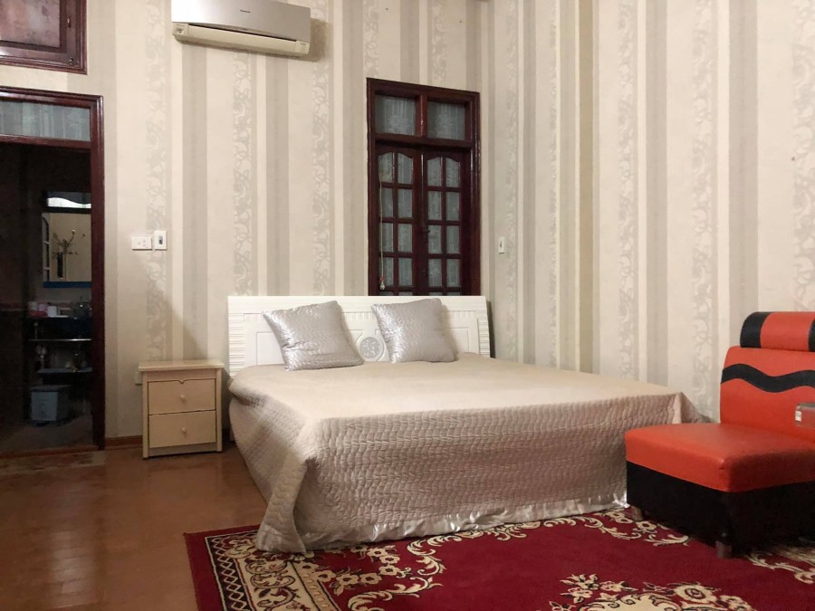 Bán nhà Cầu Giấy ô tô vào nhà dtsd 80m2, 5 tầng giá 12.6 tỷ lh 0528575077