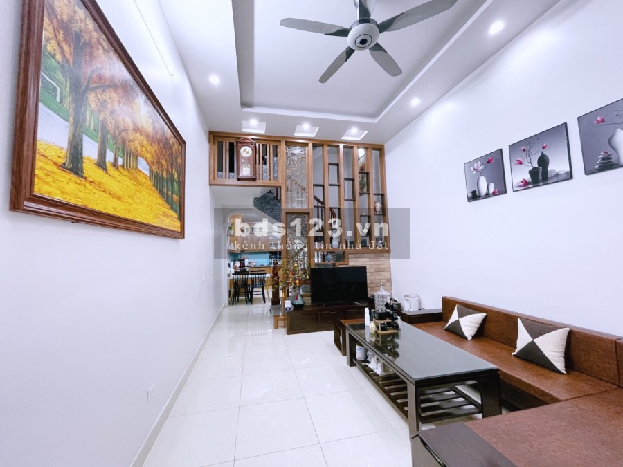 Bán nhà Lê Thanh Nghị, gần đại học bách khoa diện tích sử dụng 35m2, giá bán 2.3 tỷ