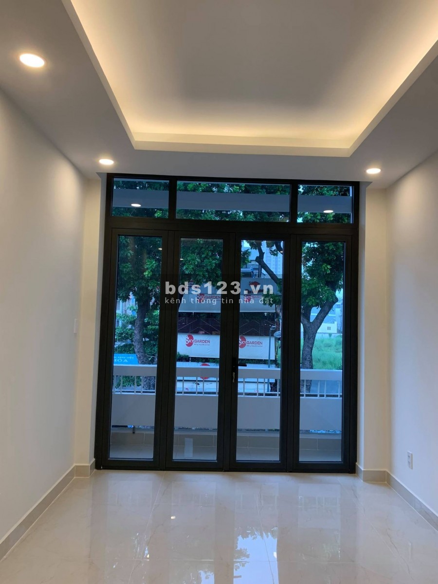 Bán nhà mặt tiền 5 tầng BTCT Ba Tháng Hai đại hạ giá mùa dịch 12.2 tỷ