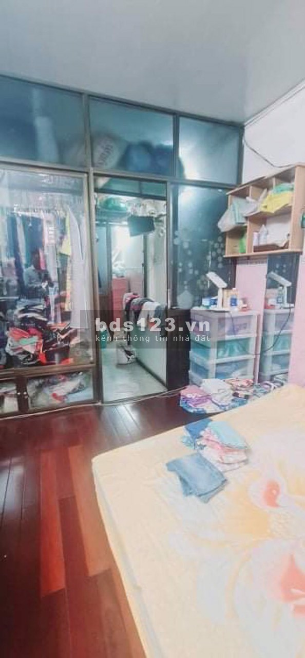 Bán nhà 3 tầng dt 96m2 đường Cách Mạng Tháng 8, Quận 3, giá bán chỉ 5 tỷ