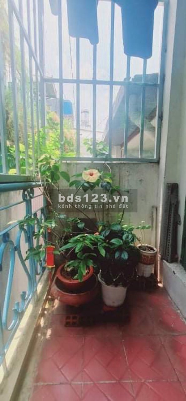 Bán nhà 3 tầng dt 96m2 đường Cách Mạng Tháng 8, Quận 3, giá bán chỉ 5 tỷ