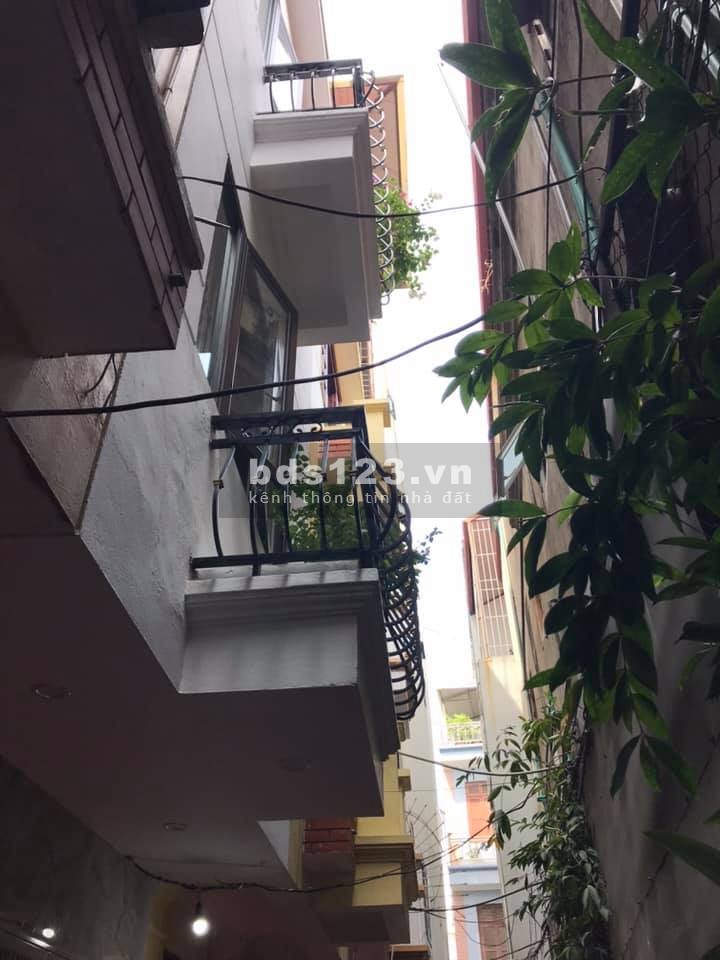 Bán nhà Lâm. Dư, diện tích sử dụng 32m2, 3 tầng, giá 3.15 tỷ lh 092 234 6363