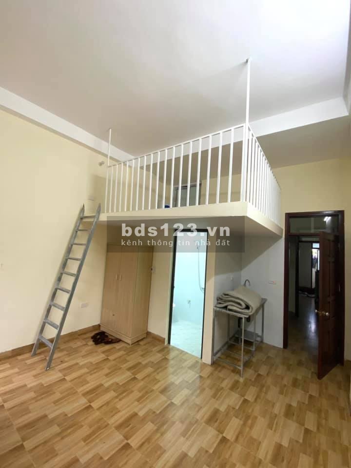 Phân lô ô tô chạy quanh nhà gần phố kinh doanh nhỏ, 4 tầng đúc, giá 3.25 tỷ