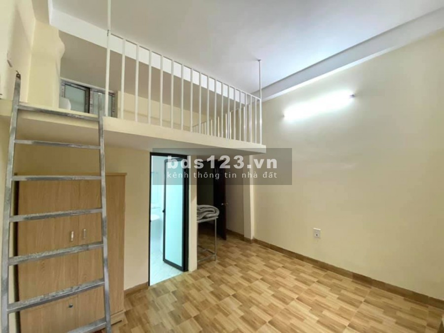 Phân lô ô tô chạy quanh nhà gần phố kinh doanh nhỏ, 4 tầng đúc, giá 3.25 tỷ