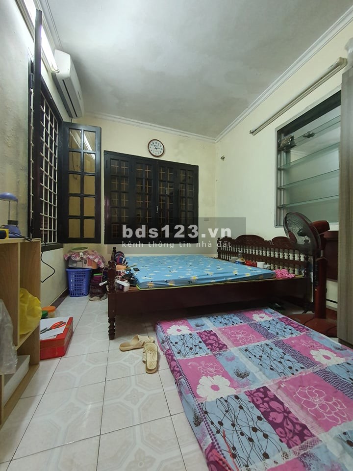 Bán nhà Bạch Mai diện tích 23m2, 4 tầng xây chắc chắn, giá 2.65 tỷ