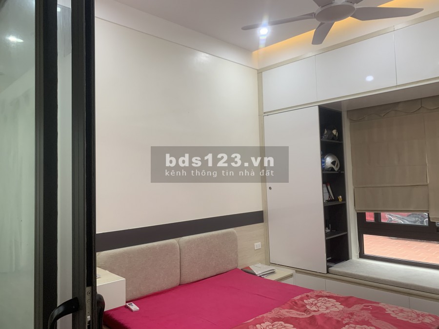 Bán villa với diện tích 600m² gần sân golf minh trí, giá thương lượng chính chủ