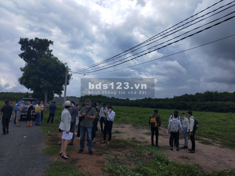 Bán đất đường lớn Chơn Thành Bình Phước, hơn 1000m2 giá 550 triệu