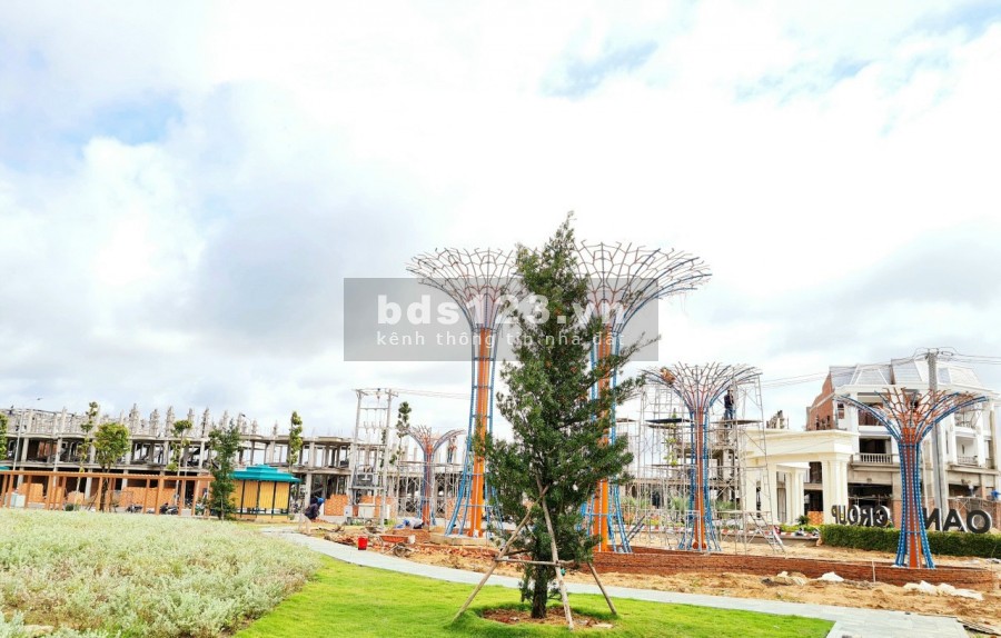 Nhà phố xây sẵn, biệt thự xây sẵn của Century City, pháp lý hoàn chỉnh, sổ riêng từng nền