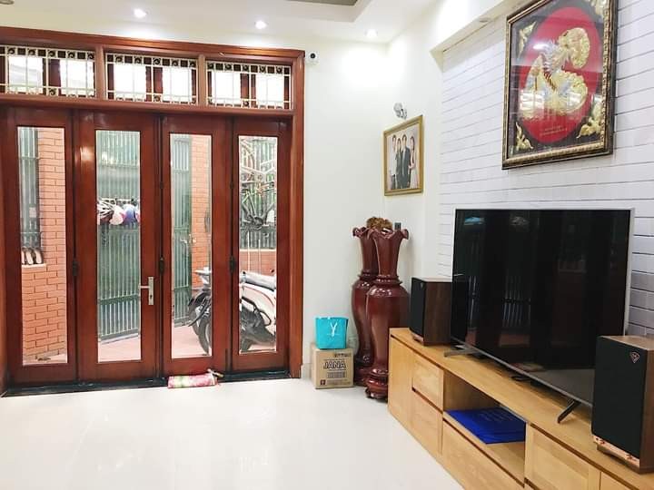 Quan Nhân Thanh Xuân Lô Góc Oto Nhà Đẹp 59m2 5 tầng mặt tiền 5.3 giá 6.x tỷ