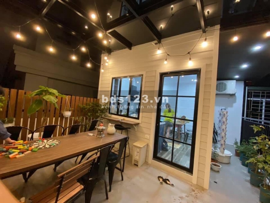 Bán nhà Lê Đức Thọ, gara ô tô thang máy, dt 40m2, 6 tầng, giá chỉ 6.1 tỷ, lh 0978996965