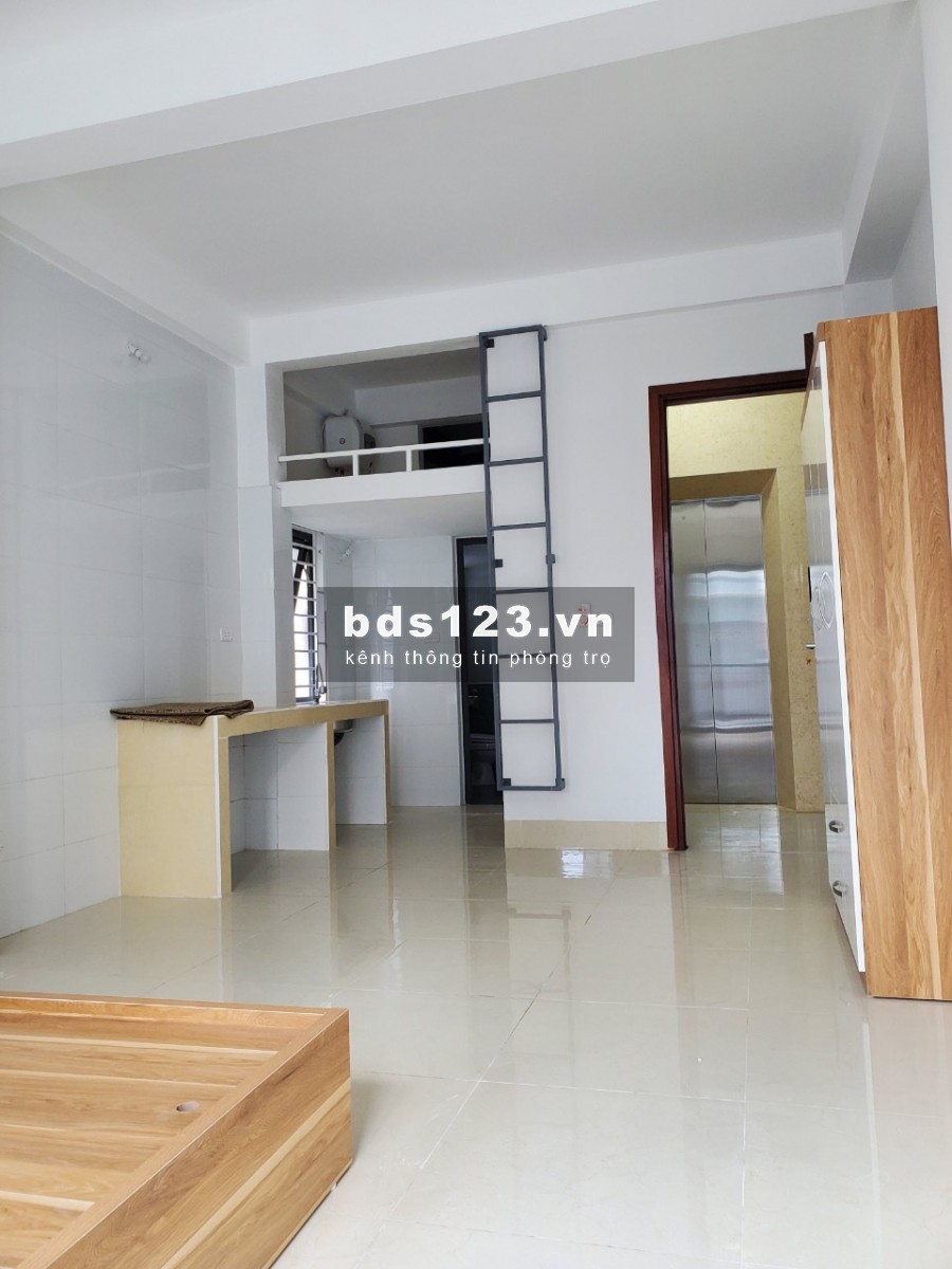 Cho thuê phòng trọ 32m2 tại Phú Diễn, chủ nhà thân thiện, an ninh tuyệt đối