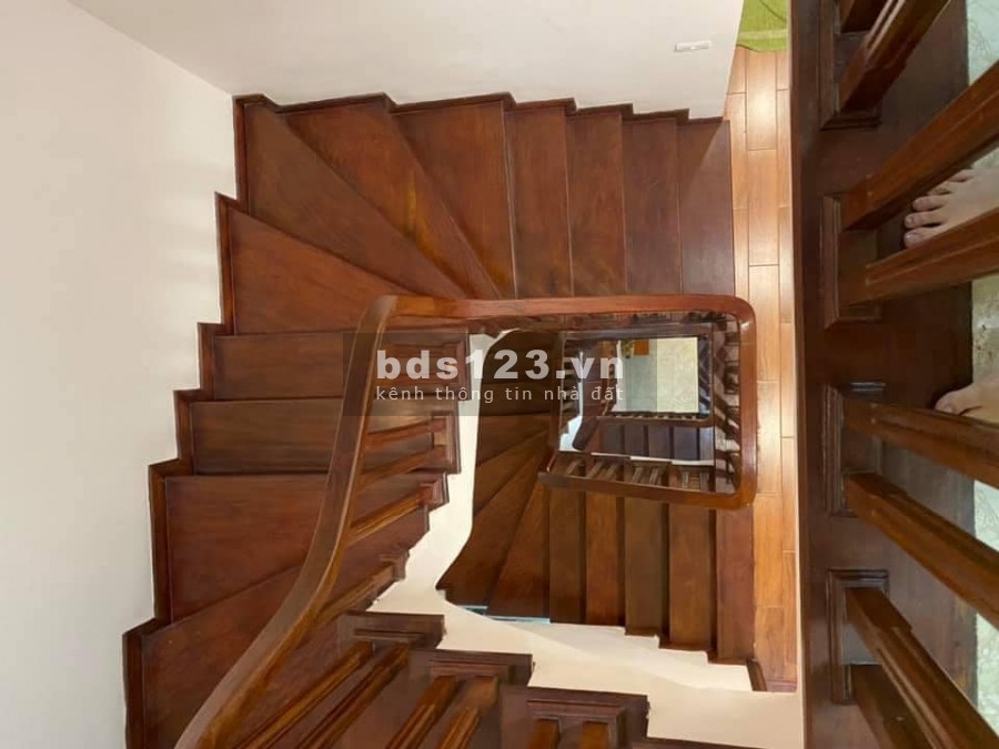 Bán nhà Trần Khát Chân, thoáng sáng, tràn ngập sinh khó, dt 46.2m2, giá nhỉnh 4 tỷ