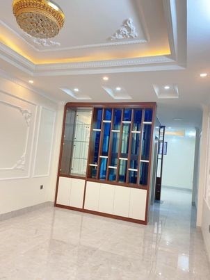 Bán gấp nhà Phạm Văn Đồng dt 35m2 4 tầng mt 4m giá 1.9 tỷ, lh 0972533830