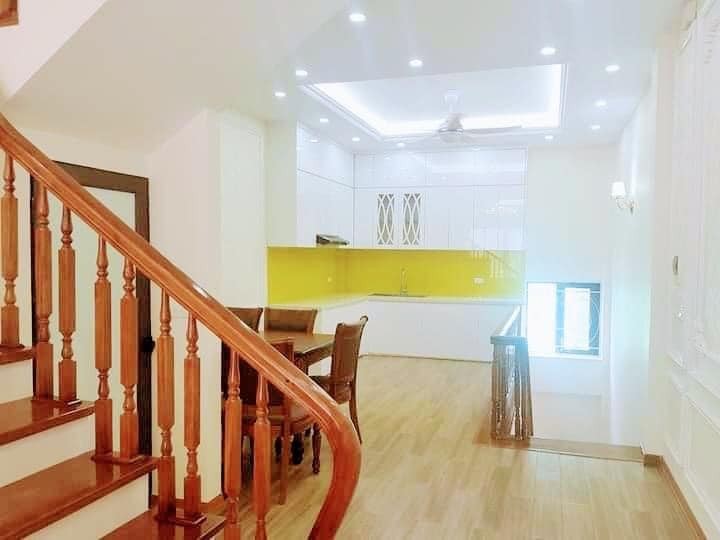 Bán nhà Ngô Thì Nhậm, Hà Đông dt 50m2 5 tầng, ô tô vỉa hè, kinh doanh chỉ 7 tỷ 3
