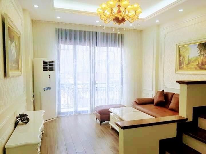 Bán nhà Ngô Thì Nhậm, Hà Đông dt 50m2 5 tầng, ô tô vỉa hè, kinh doanh chỉ 7 tỷ 3