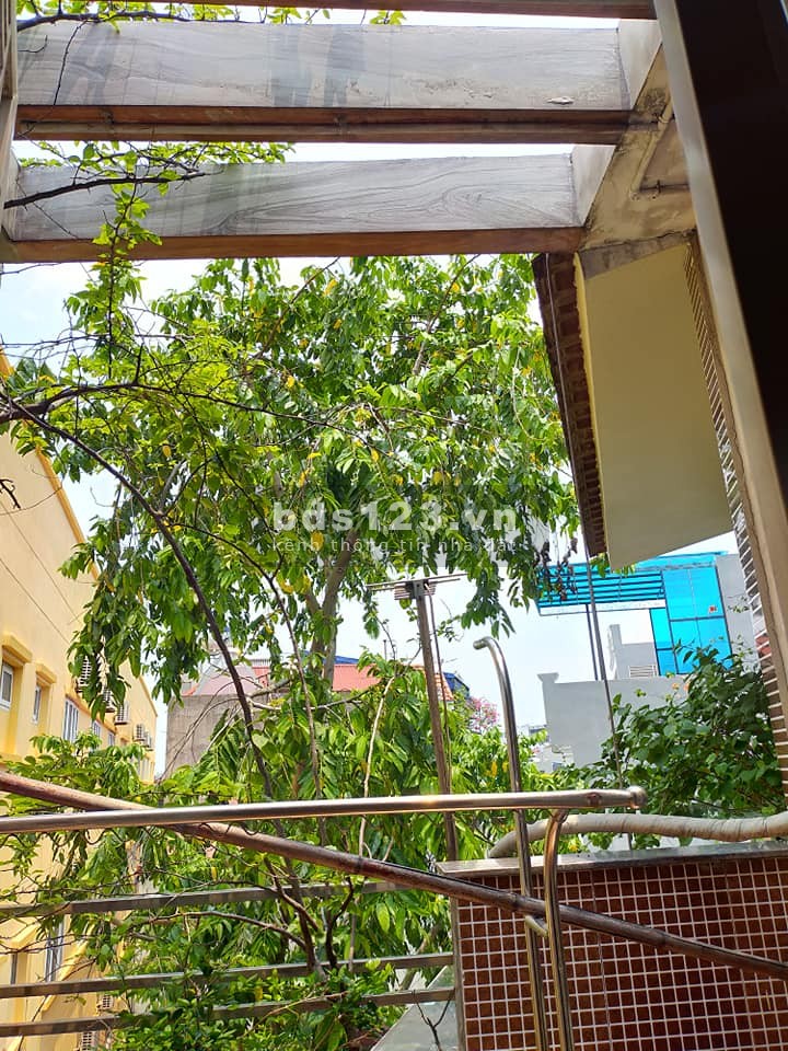 Bán nhà phố Trường Lâm, Long Biên, 35m2, 4 Tầng, nhỉnh 3 tỉ, gara, thiết kế đẹp