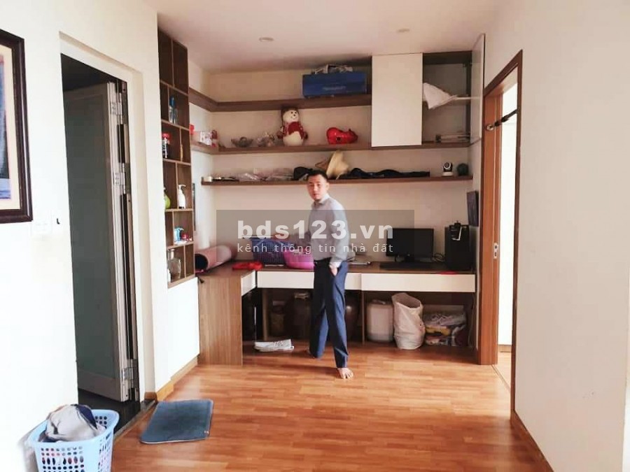 Bán căn hộ Penthouse 2 tầng rộng 190m2, giá chỉ 4.x tỉ, sổ chính chủ