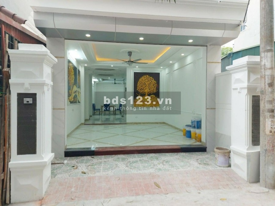 Bán nhà phố Trường Lâm Long Biên, 80m2 5T MT5, 5tỉ, Gara, thang máy, cực đẹp giá êm