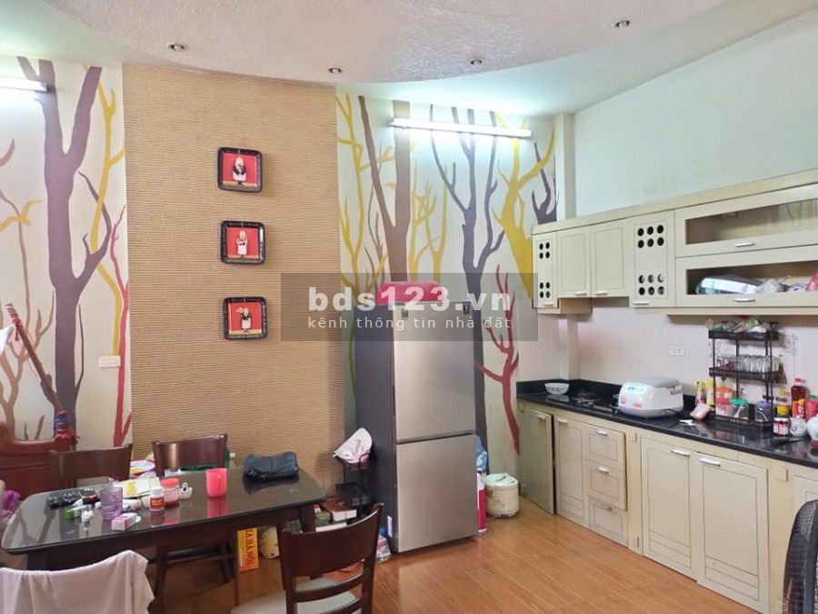 Bán nhà phố Trường Lâm, Long Biên, 35m2, 4 Tầng, nhỉnh 3 tỉ, gara, thiết kế đẹp