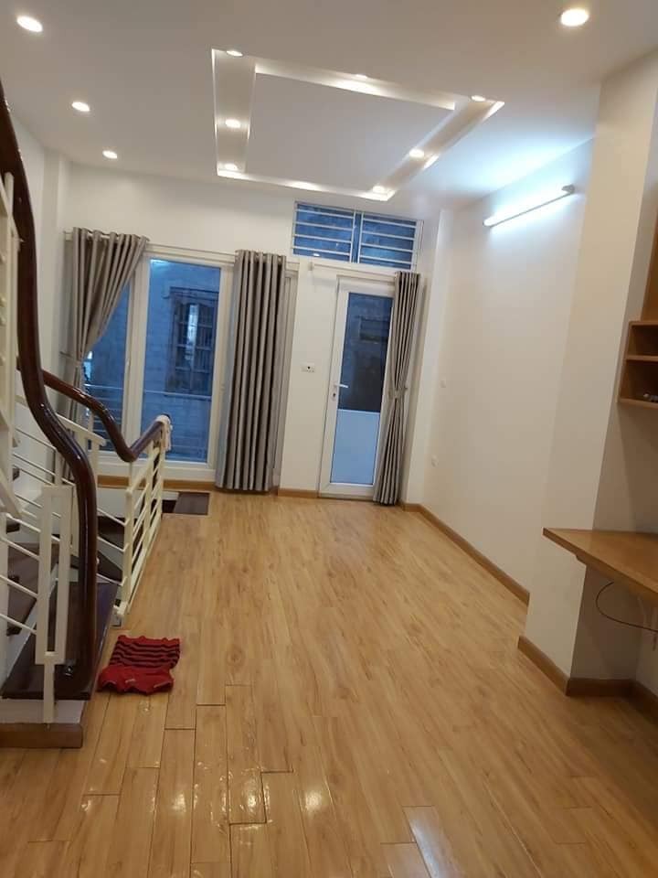 Bán nhà Quang Trung 40m 4 tầng, mt 4,8m, nhà mới giá chỉ xách vali đến ở giá bán 2,9 tỷ