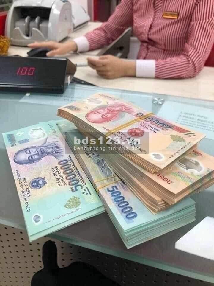 Cần bán gấp nhà 5 tầng mới, dt 36m2, ô tô đỗ gần. Đường Nguyễn Khánh Toàn Quận Cầu Giấy