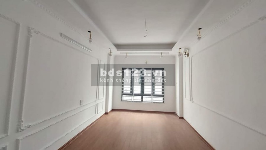 Bán nhà Đường mới Tứ Hiệp Thanh Trì ô tô đỗ dt 35m2, 5 tầng, giá chỉ 2.8 Tỷ