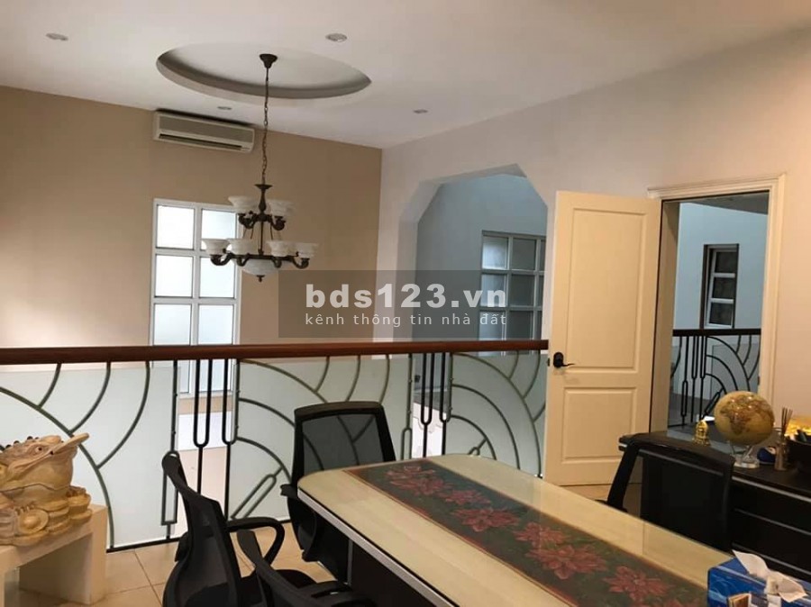 Bán nhà siêu phẩm Ba Đình, cách hồ Tây 500m, thiết kế hiện đại, đi lại thuận tiện