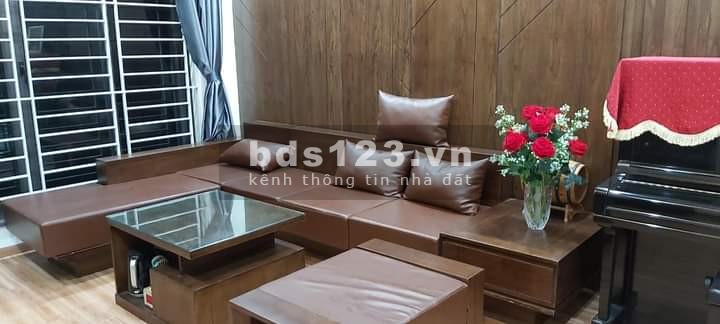 Cần bán gấp nhà mùa dịch Tư Đình, Long Biên, dt 45m, 5 tầng giá bán 33.5 tỷ, ô tô đỗ cửa