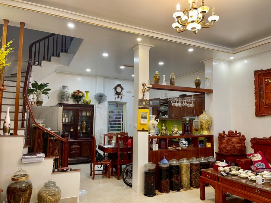 Tuyệt phẩm nhà Xuân La, Tây Hồ, ngõ ton thẳng, gần đường, sổ đẹp 4.99 tỷ