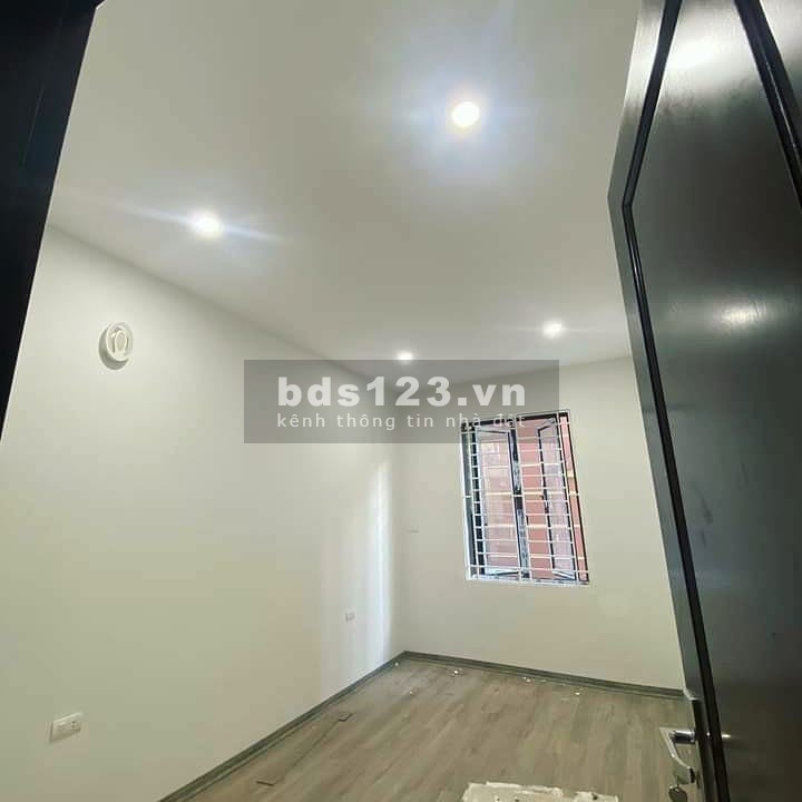 Nhà đẹp Nguyễn. Khang, dt 47m, 4 tầng mt 5.8m, giá bán 5.1 tỷ, lh 0965605131