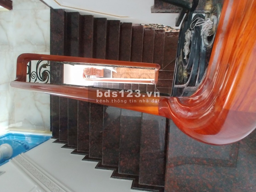 Bán toà nhà 2 mặt tiền Luỹ Bán Bích, Quận Tân Phú, diện tích sử dụng 120, Giá 17.6 tỷ