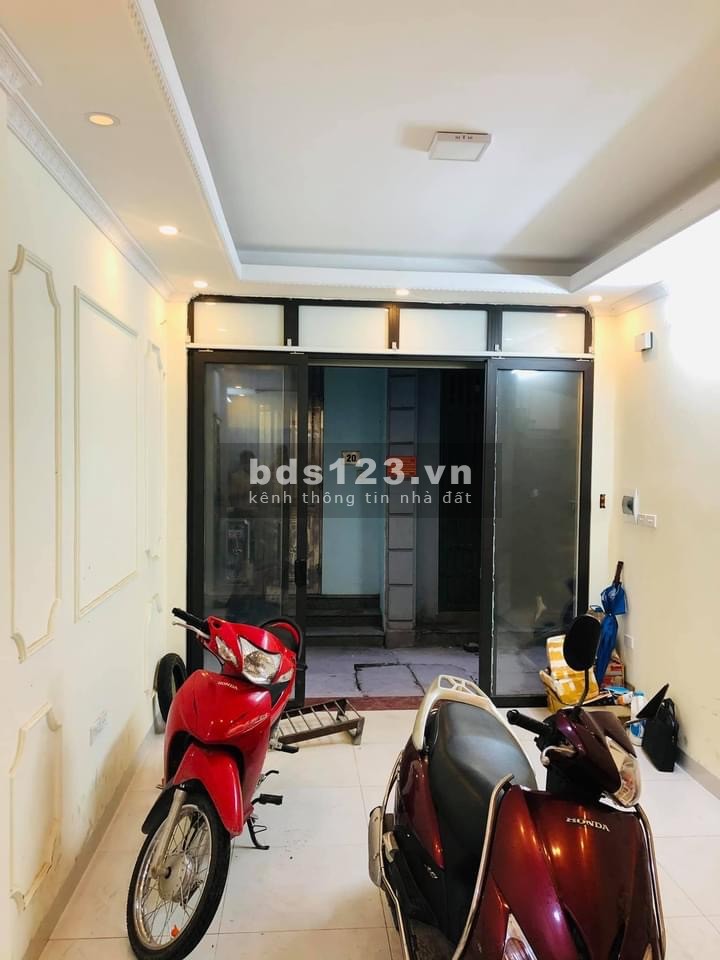 Siêu phẩ lô góc 2 phòng ngủ ngõ đẹp nhà đẹp, sổ chính chủ lh 0585662995