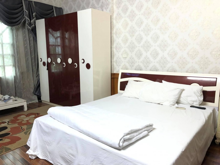 Bán nhà Nguyễn Khang Ngõ thông ô tô vào nhà 91Mx5T giá 16.5 tỷ LH 0528575077