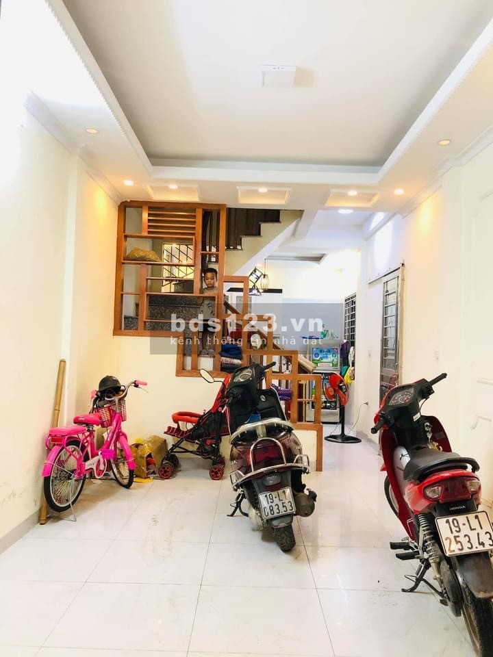 Siêu phẩ lô góc 2 phòng ngủ ngõ đẹp nhà đẹp, sổ chính chủ lh 0585662995