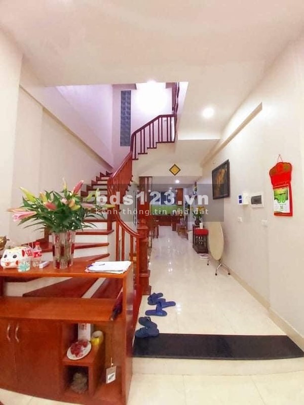Bán Nhà Bà Hạt, Phường 9, Quận 10, 46m2, 2 Tầng, giá bán 5 tỷ, sổ sẵn chính chủ