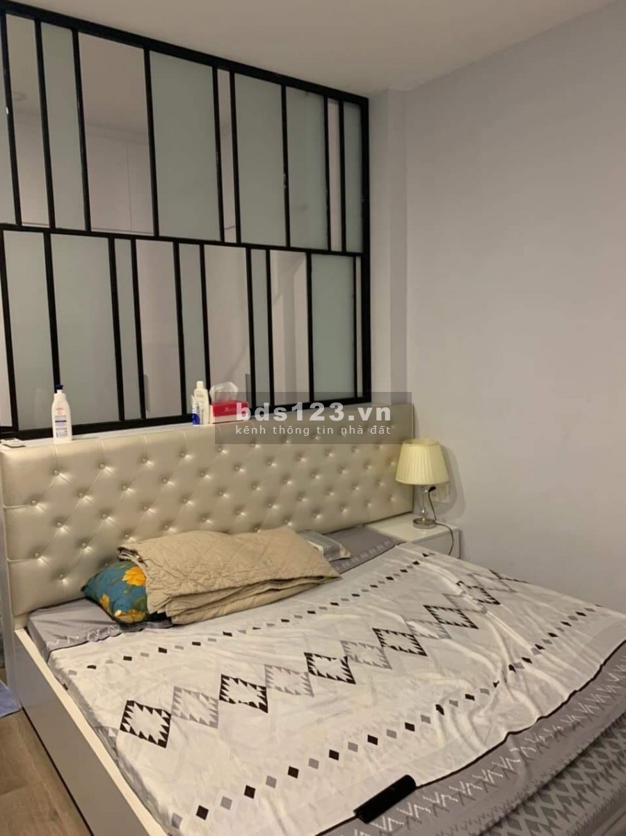 Bán nhà bề ngang khủng 10m 5 tầng Nguyễn Thái Học dt 42m2 giá chỉ 7.8 tỷ