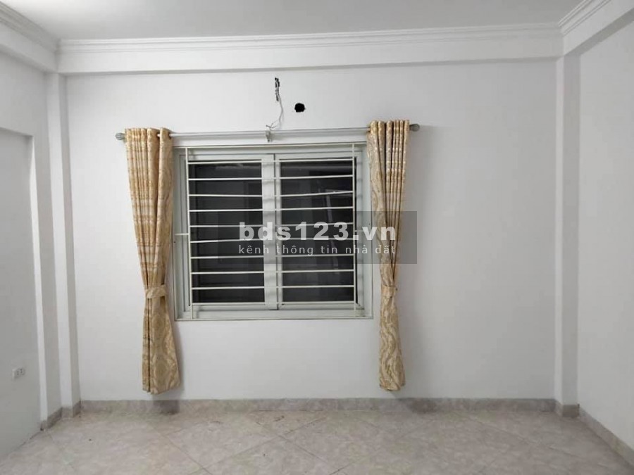Bán nhà phố Lệ Mật, Long Biên, phân lô, đường ô tô tránh, dt 70m, 4 tầng, giá 5.8 tỷ