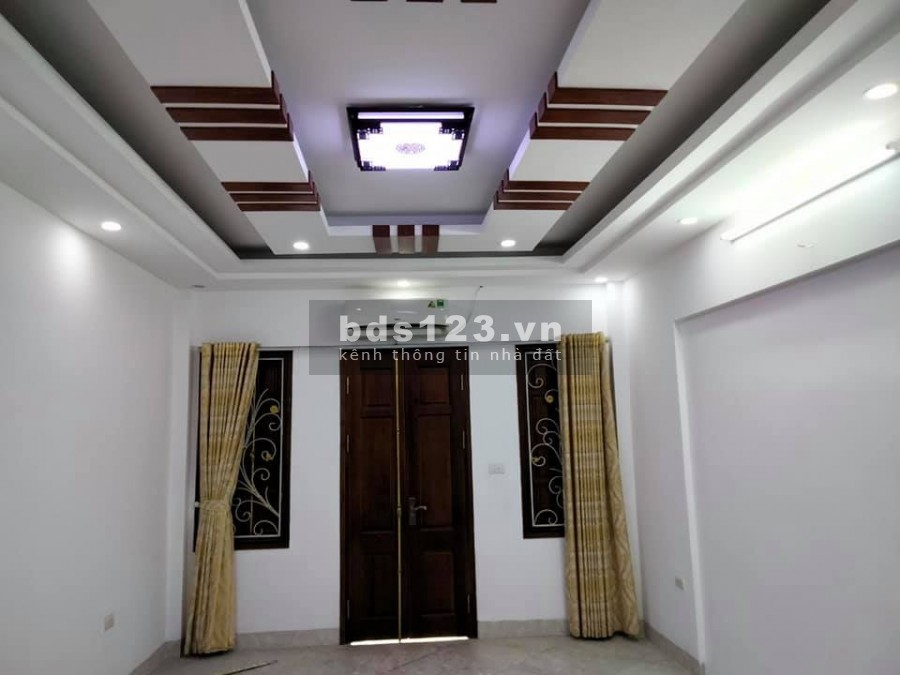 Bán nhà phố Lệ Mật, Long Biên, phân lô, đường ô tô tránh, dt 70m, 4 tầng, giá 5.8 tỷ