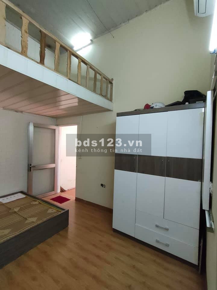 Chính chủ bán nhà Mỗ Lao ngay khu vực trung dt 30m2, giá bán 2.25 tỷ, lhcc
