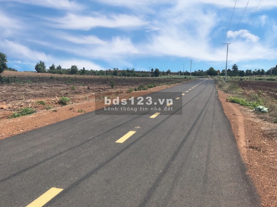 Bán 7000m2 (70x100m) mặt tiền đường Tỉnh Lộ, công ty xí nghiệp nhiều khu dân cư