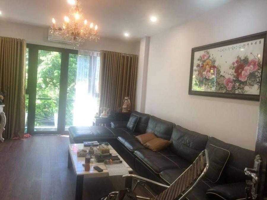 Bán nhà Trần Đăng Ninh, Hà Đông, 39m2, 7T, nhà mặt phố, ô tô, kd, giá chỉ 8,2 tỷ.