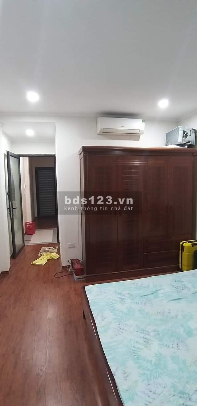 Nhà Trần cung, dien tích 43m, mặt tiền 3,6m, 3 tầng, ở ngay và lun, sổ sạch đẹp