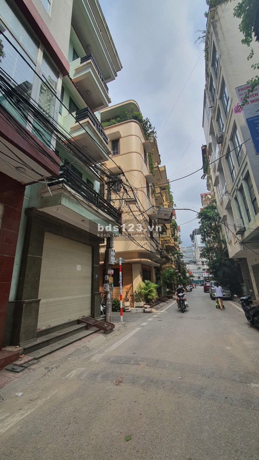 Bán nhà ngõ ô tô tránh Lạc Long Quân, Quận Cầu Giấy, dt 78m2, 4 tầng, mt 4.5m giá 16.5 tỷ