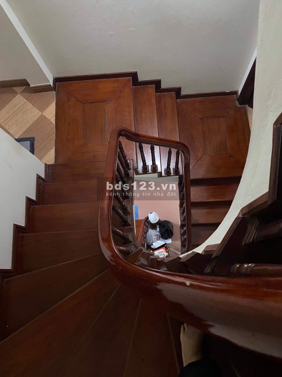 Bán gấp nhà Lương Thế Binh, ô tô đỗ cửa cách 2 nhà ra phố, dt 50m2, 5 tầng, lh 0978996965