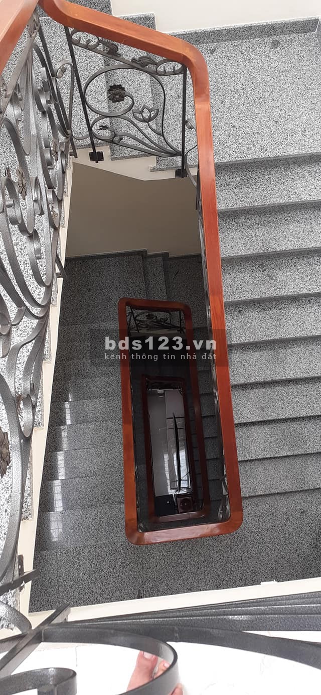 (Gò Vấp)Bán nhà mặt tiền Cityland Trần thị Nghĩ, Phan Văn Trị, dt 100m2, 4 tầng, giá 18 tỷ