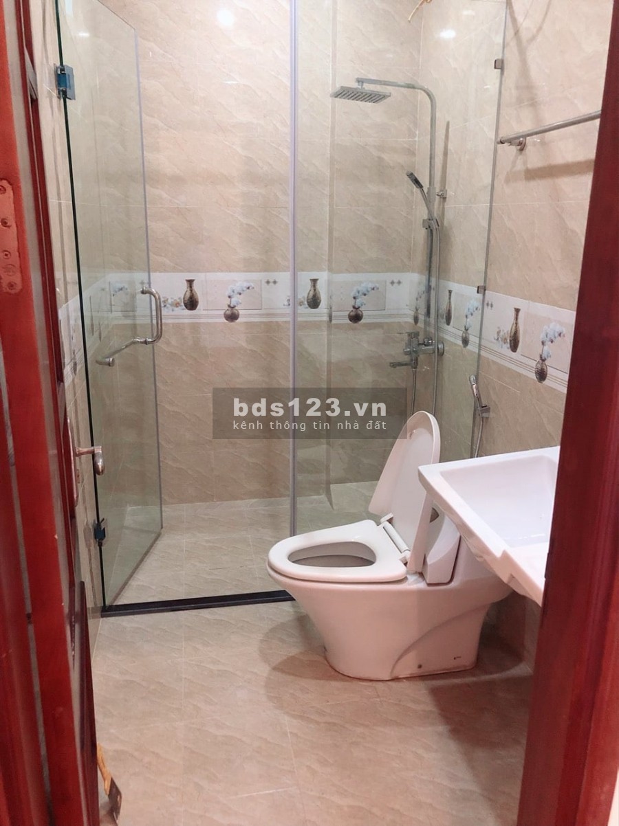 Bán nhà Lò Đúc, gần bờ hồ, giá vô cùng hấp dẫn, dt 38m, 4 tầng, giá 2,9 tỷ
