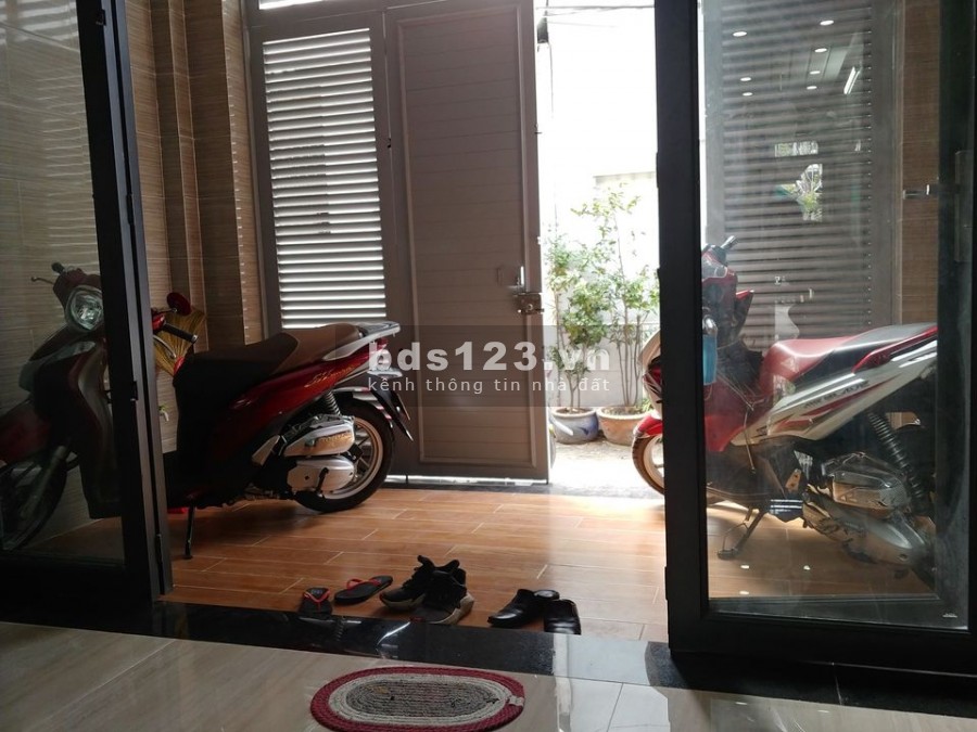 Bán nhà nguyên căn đường Quang Trung, nhà mới tới ở ngay dt 50m2 giá bán 4,25 tỷ