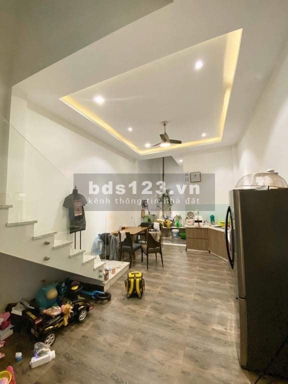 Bán nhà Phạm Văn Chiêu nguyên căn xây chất khu dân trí cao dt 37m2 giá 3.55 tỷ