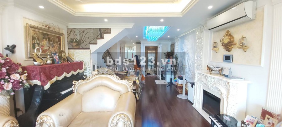 Chính chủ bán biệt thự mặt phố Lạc Long Quân 120mx4T Tây Hồ 0969040000